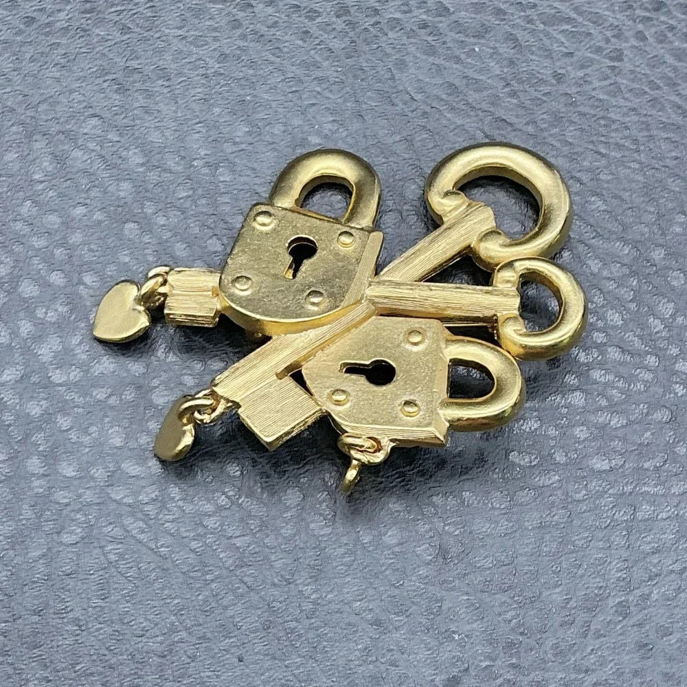RVP Padlock Key Brooch Pin Gold Tone Heart Dangle Love Theme Costume Jewelry